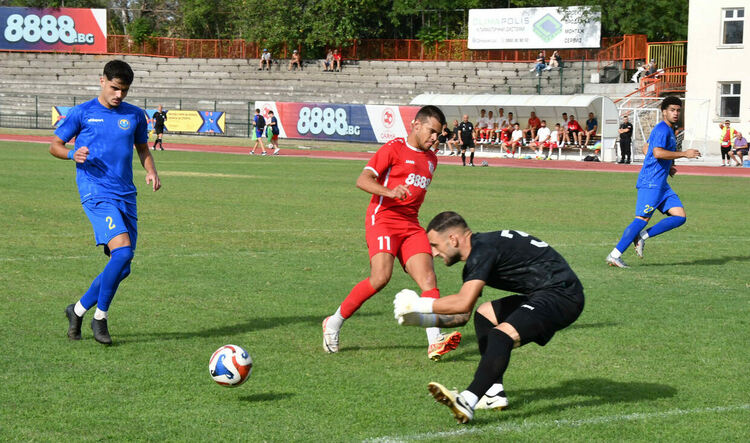 „Хасково“ се опита, но не успя да спре „Марица“ (Пловдив) 