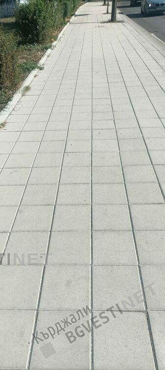   След публикация на Кърджали бг вести отремонтираха некачествена тротоарна настилка