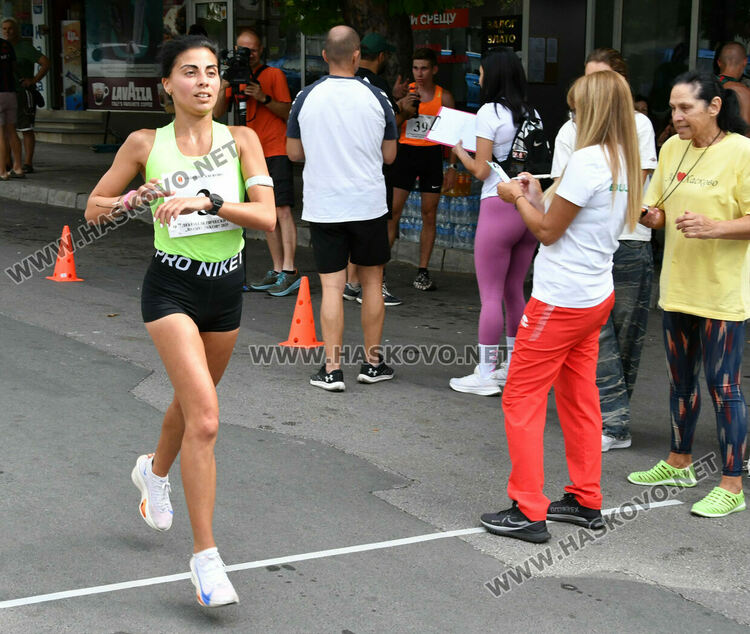 Угандиецът от Варна Исмаил Ссенанджи триумфира в 40-ото издание на кроса “Ванко Дяков”