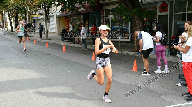 Угандиецът от Варна Исмаил Ссенанджи триумфира в 40-ото издание на кроса “Ванко Дяков”