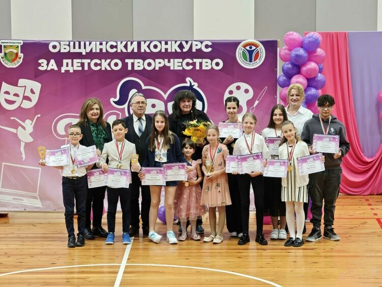 Над 50 отличия за димитровградските пианисти