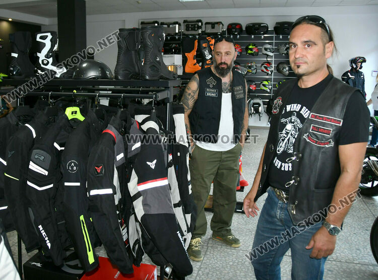 Първият магазин за мотоциклети и аксесоари „Alfa Moto“ официално отвори врати в Хасково