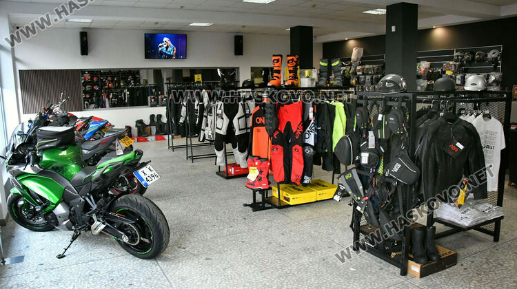 Първият магазин за мотоциклети и аксесоари „Alfa Moto“ официално отвори врати в Хасково