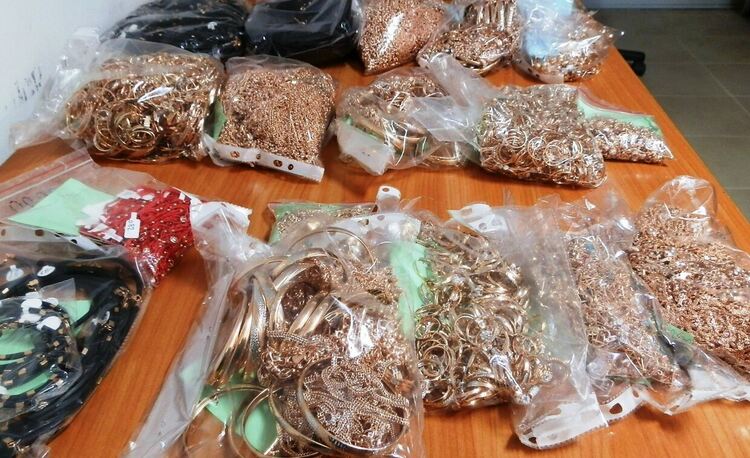 Обявиха търг за публична продажба на близо 88 кг злато, иззето на митницата 
