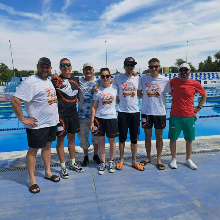 Плувците ветерани на „Родопа Смолян“ завоюваха 8 медала в Пазарджик