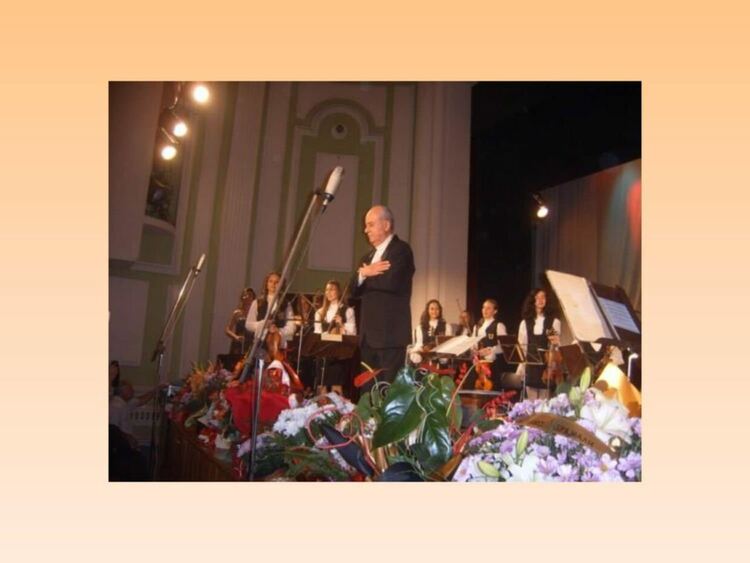 В Дома на културата откриват паметна плоча на големия музикант и педагог, почетният гражданин на Кърджали Петър Филипов   