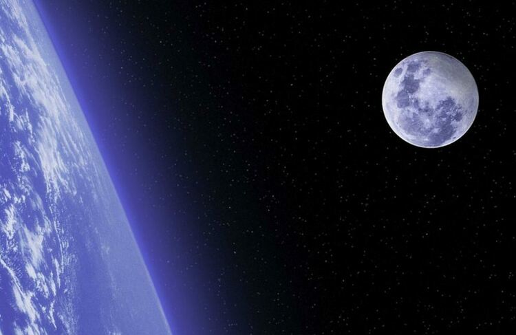 Очаква ни уникален спектакъл в небето: Луната ще закрие звезди от Плеяди