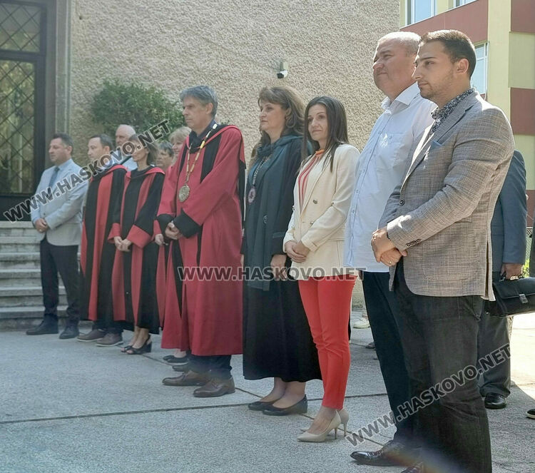 С 93 първокурсници стартира новата учебна година във филиала на Тракийския университет в Хасково