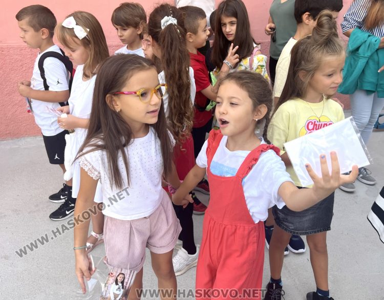 88 първокласници ще посрещне ОУ „Св. Климент Охридски“