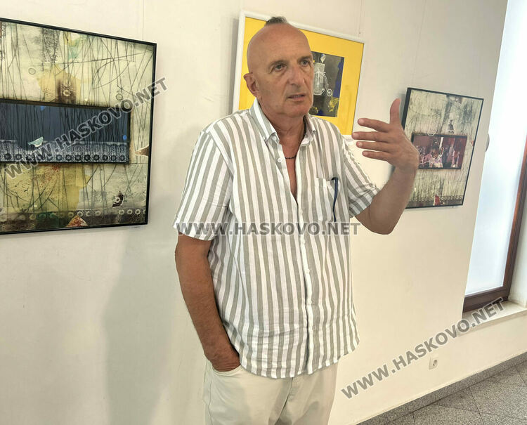 Васил Тенев представя 30 абстрактни творби в „Настроения“