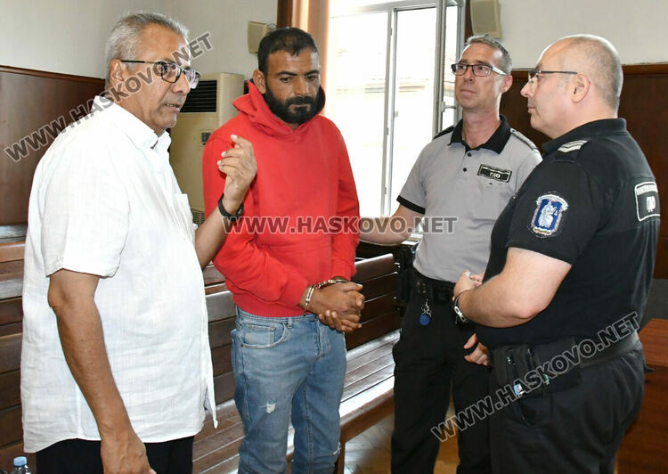 Задържаха 38-годишен, издирван за 9 кражби и опит за кражба в Германия