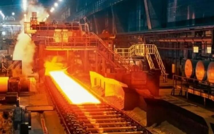 Предприятията от черната металургия имат капацитет да произвеждат всички видове стоманени сплави за нуждите на военните ни заводи.