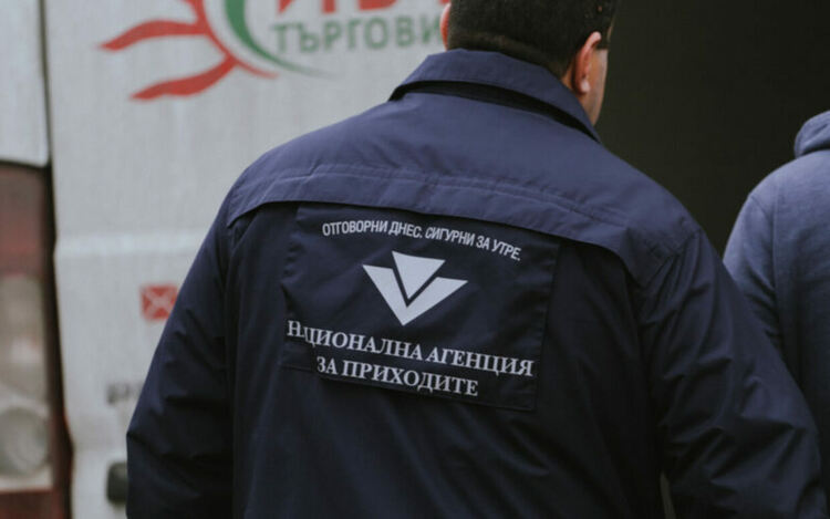НАП погна амбулантни търговци за необявени или неточни  доходи