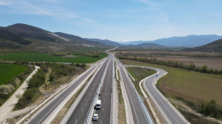 Ура – магистрала „Европа“ е готова! Строили сме по 4,8 км на година, по-зле сме и от Северна Корея