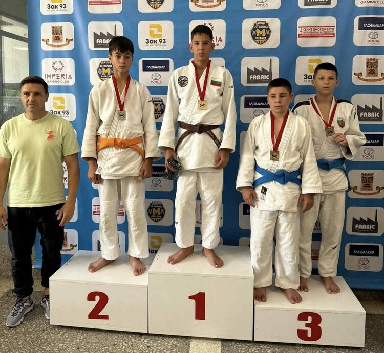 Джудистите на „Хасково“ с три титли и още седем медала на турнир в Пловдив