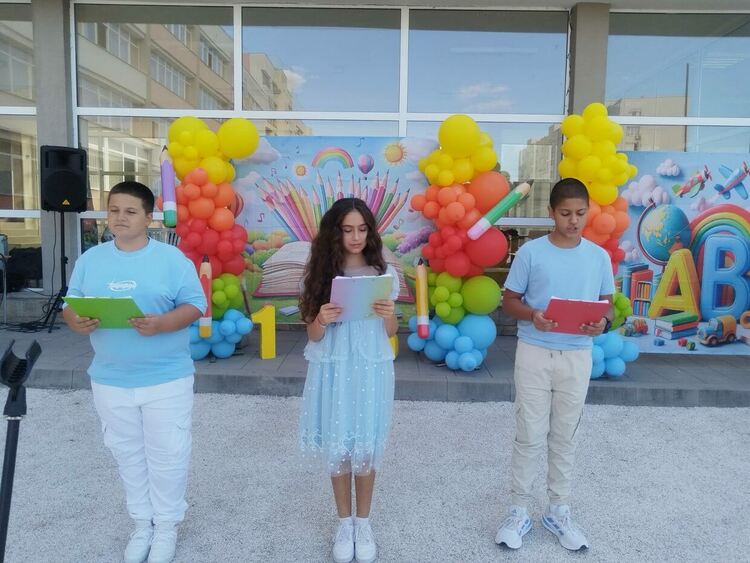 ОУ „Шандор Петьофи“ оживя с Кирил и Методий, Паисий и съвременно дете