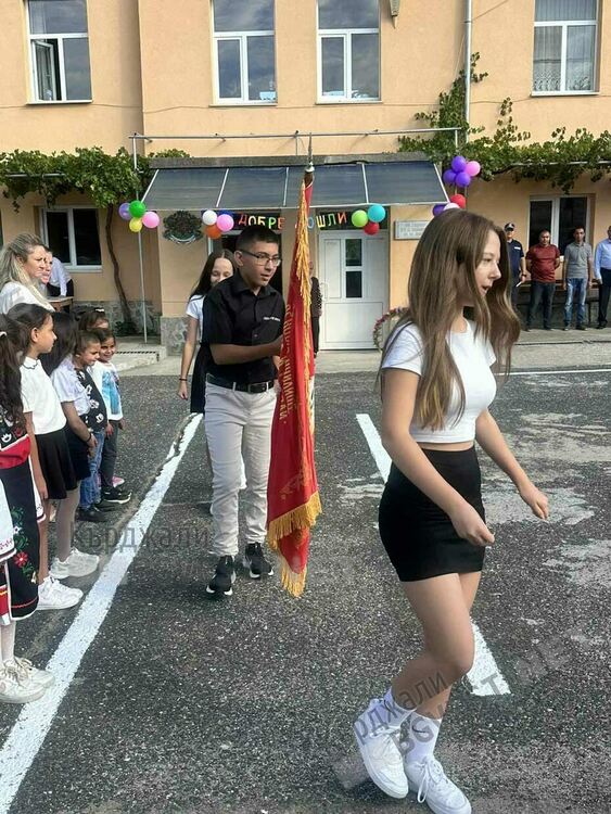 Откриха тържествено новата учебна година в село Нановица