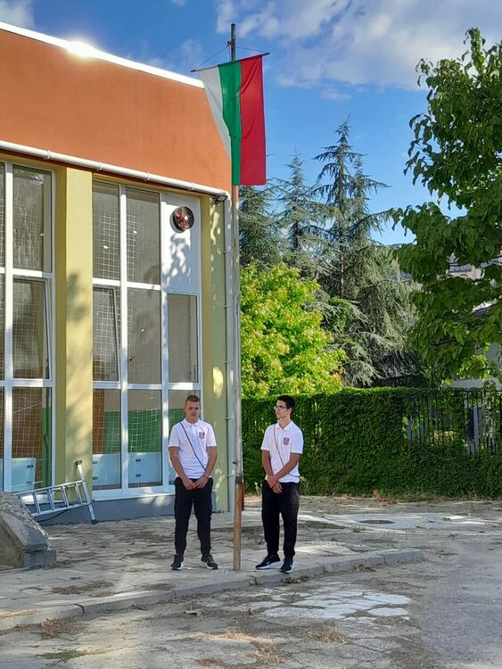 ПГМЕТ – Хасково посрещна своите ученици за 77-и път с надежда и вяра в успешното им бъдеще