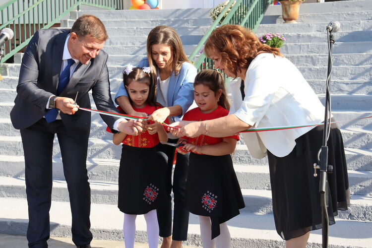 Снимки: Община Хасково