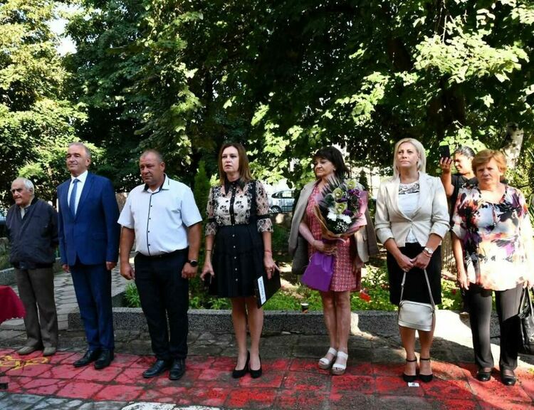 Удари първият звънец в училищата на община Асеновград