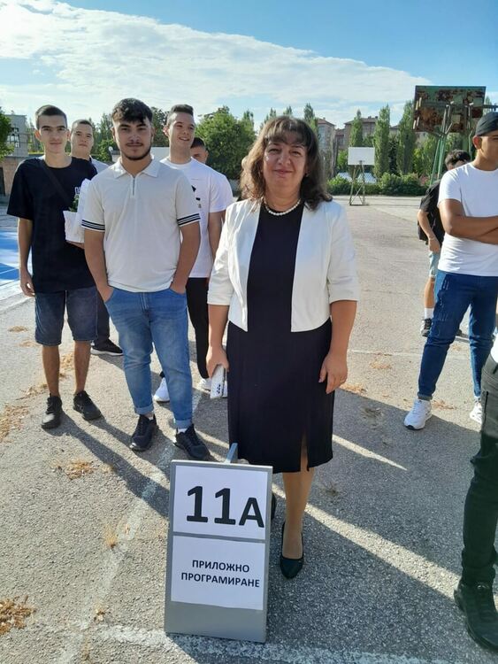 ПГМЕТ – Хасково посрещна своите ученици за 77-и път с надежда и вяра в успешното им бъдеще