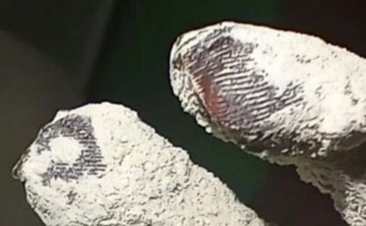 Необичайните пръстови отпечатъци. „Извънземните мумии“ в Перу показват пръстови отпечатъци, невиждани никога при хора, което отново разпалва дебата: автентични древни същества или сложна измама?