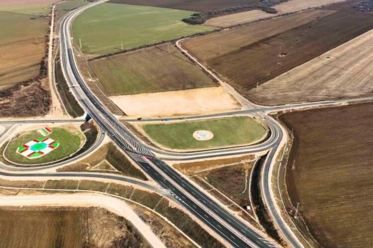 Магистралите „Рила“ и „Черно море“, три бързи жп връзки под Стара лланина, три ПАВЕЦ и летище „Доброславци“ са в списъка за концесии на правителството Снимката е илюстративна/МРРБ