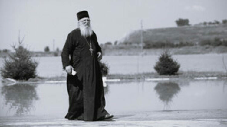 Сбогуваме се с отец Иван от Нови хан