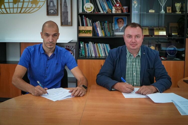 Стефан Кавалджиев е победител в конкурса „Млад предприемач“ в Баните