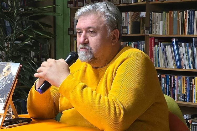 Живеем във време на нечувани, безпрецедентни технологични промени, съпътствани с всякакви видове други размествания, смята Явор Сидеров