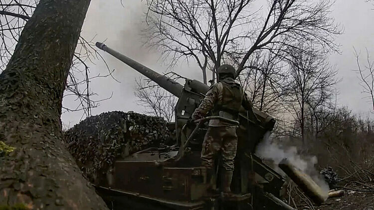 Първа оръжейна помощ за Украйна, одобрена от администрацията на Тръмп