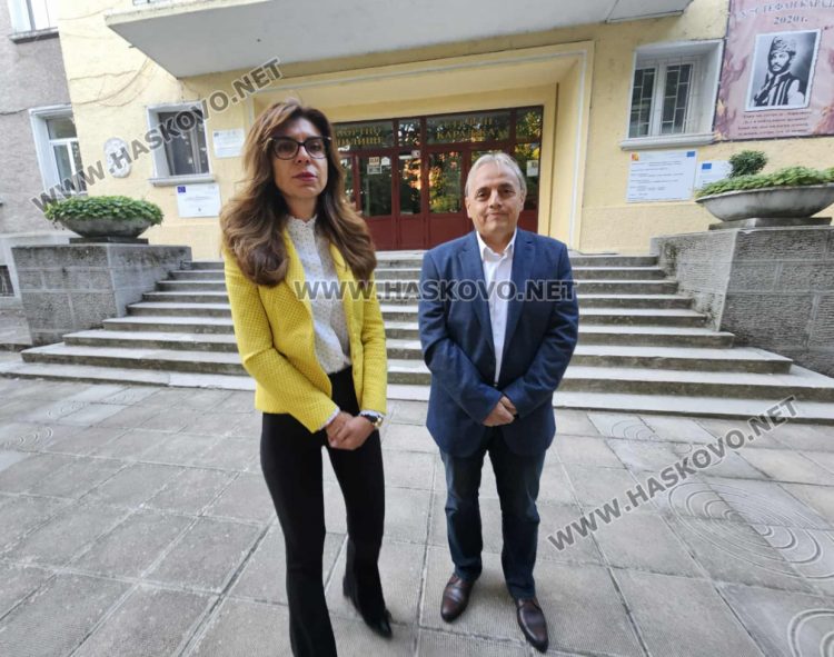 Още един е задържан за стрелбата в Спортното училище в Хасково