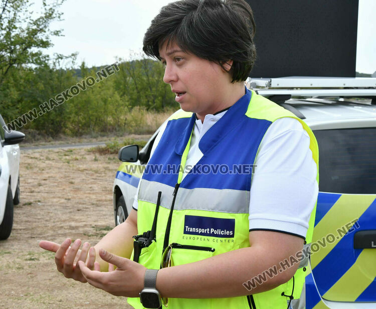 Кръгово движение и пасарелка ще решат проблема с опасното кръстовище до село Крепост, но не е ясно кога 