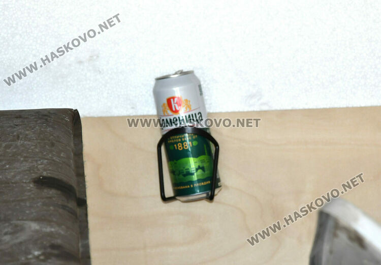 Инфлуенсър обикаля Европа с триколка-връстник с мотоциклетен двигател, мина през Хасково