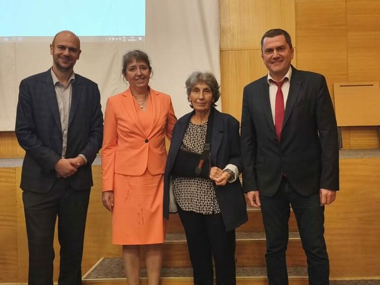 Трима лекари получиха почетния знак на Община Перник на днешното заседание на Общинския съвет