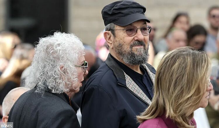  Тайна среща в Будапеща: Ехуд Барак посредничил между Орбан и руски олигарх