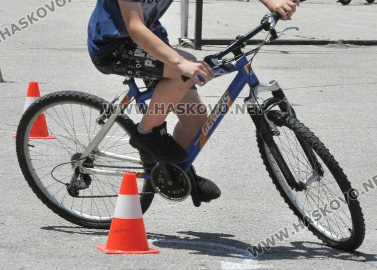 Издириха откраднат пред игрална зала велосипед  