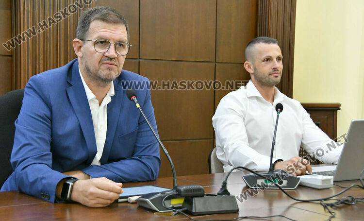 Паркинги в центъра са генерирали с над 200 000 лева повече приходи, откакто се стопанисват от общината