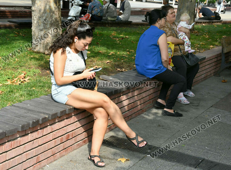 Слънчево, тихо и топло в петък