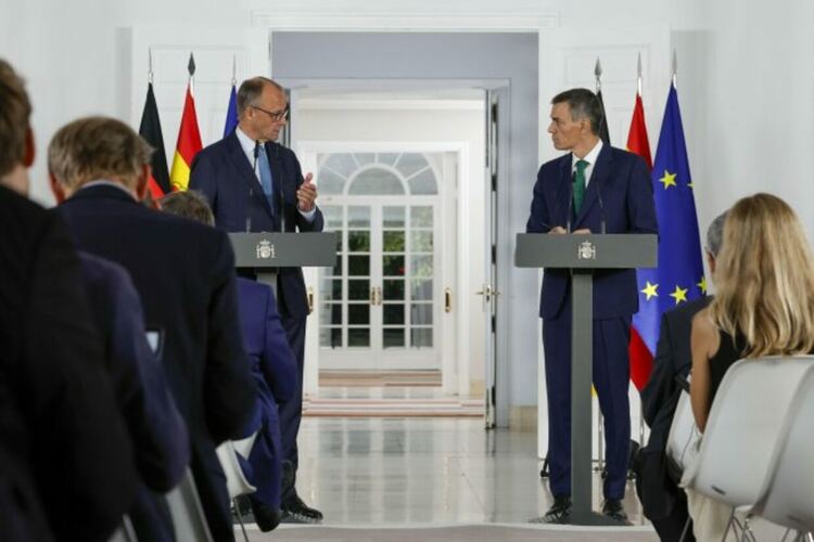 Фридрих Мерц и Педро Санчес в Мадрид