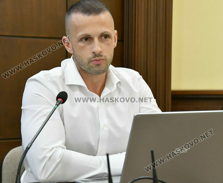 Паркинги в центъра са генерирали с над 200 000 лева повече приходи, откакто се стопанисват от общината