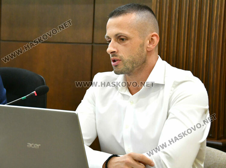 Паркинги в центъра са генерирали с над 200 000 лева повече приходи, откакто се стопанисват от общината