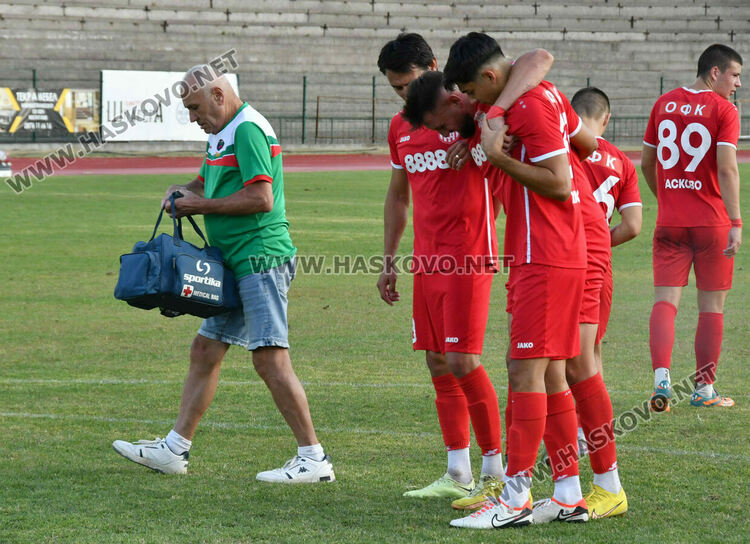 Два гола в началото на двете полувремена донесоха победата на „Хасково“ над „Загорец“