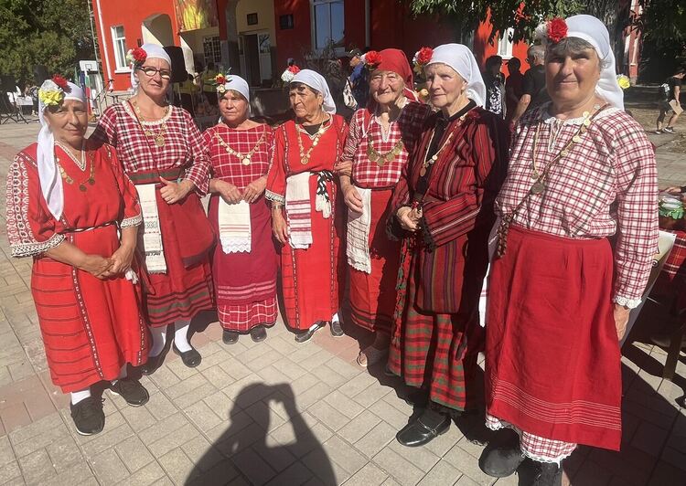 35-килограмова тиква е първенец в „Празникът на тиквата“ в Горски извор