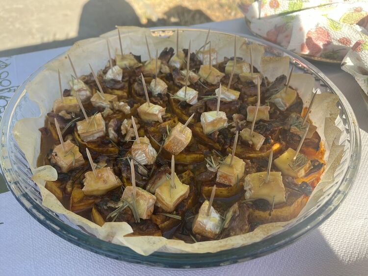 35-килограмова тиква е първенец в „Празникът на тиквата“ в Горски извор