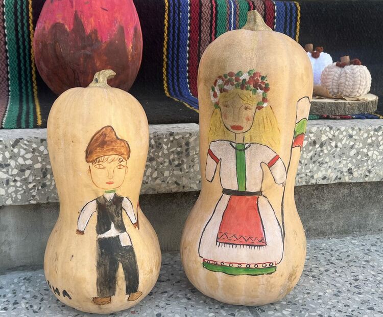 35-килограмова тиква е първенец в „Празникът на тиквата“ в Горски извор