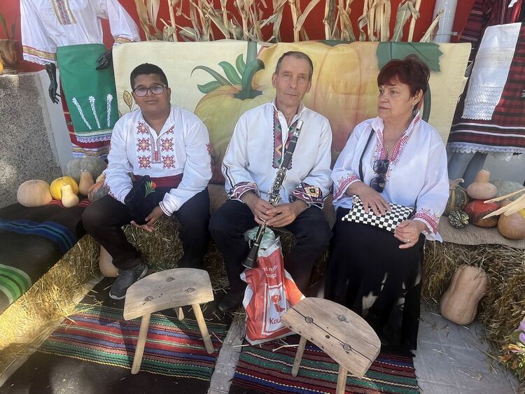 35-килограмова тиква е първенец в „Празникът на тиквата“ в Горски извор