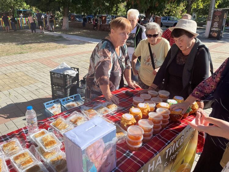 35-килограмова тиква е първенец в „Празникът на тиквата“ в Горски извор