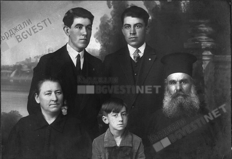   Кърджали почете паметта на първия си енорийски свещеник отец Георги Стоянов