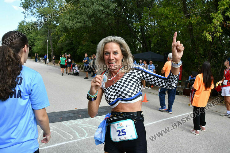 Над 100 бегачи стартираха на „Running together“ на „Кенана“